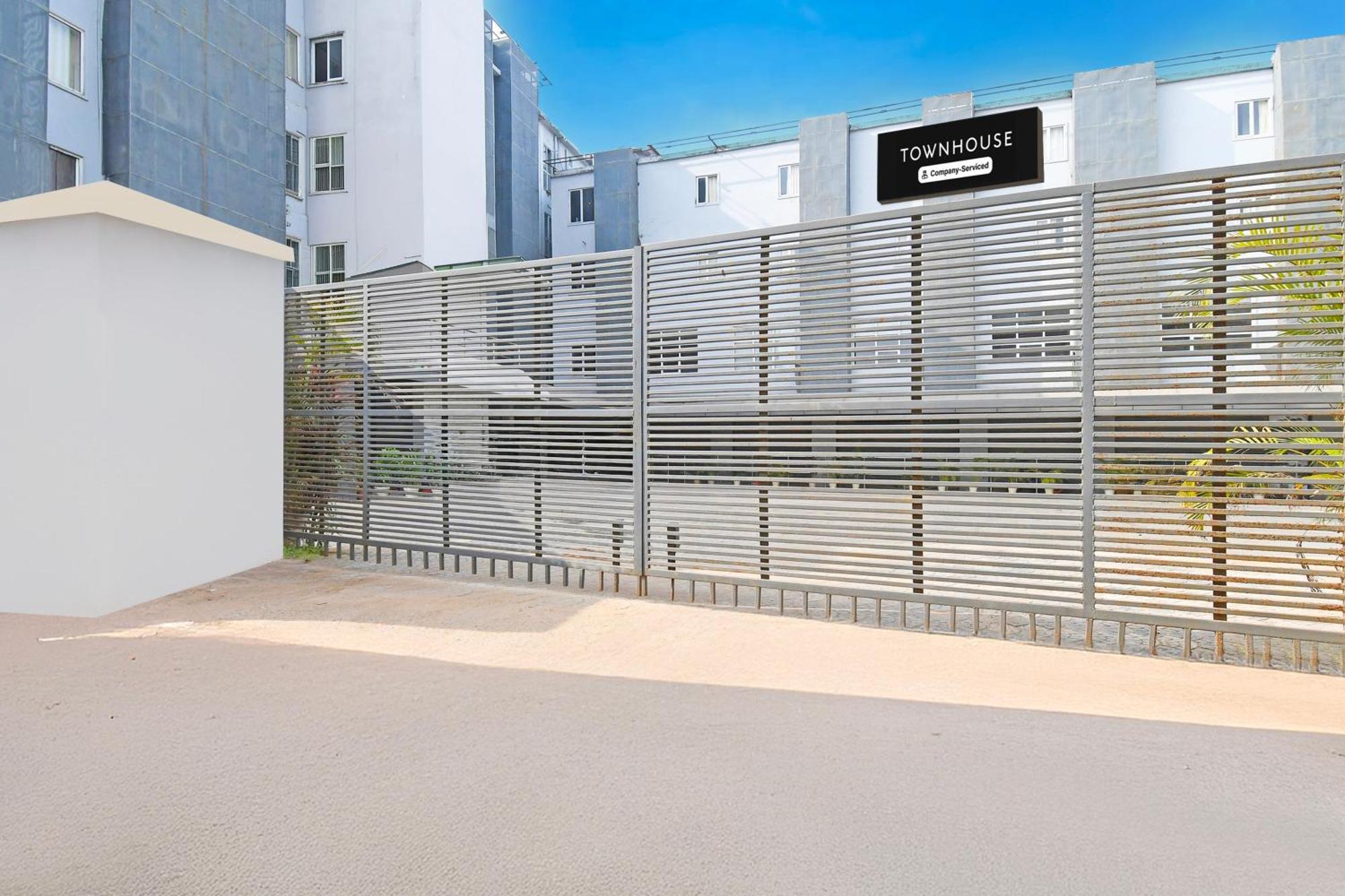 ホテル Super Townhouse Mancheswar Industrial Estate ブバネーシュワル エクステリア 写真